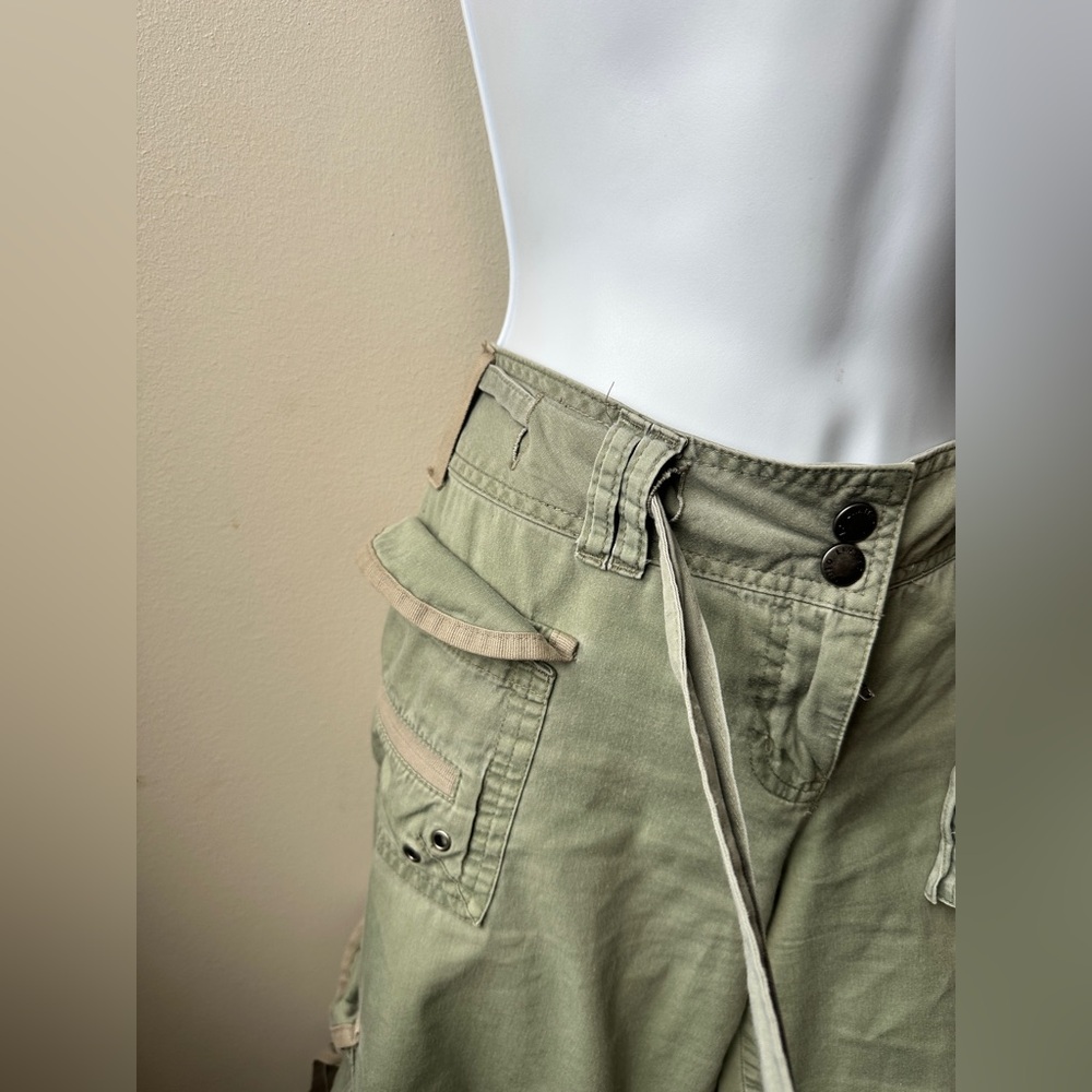 The Limited Vintage Y2K Drew Fit Low Rise Cargo Bermuda Shorts Sage Green S 10 - Picture 4 of 12